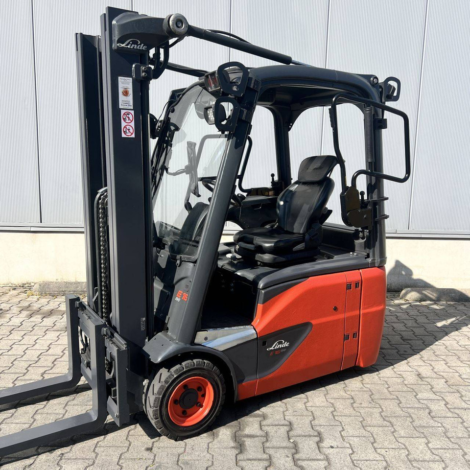 Linde E16 (386-02) EVO - Elektrostapler: das Bild 1 Linde E16 (386-02) EVO - Elektrostapler: das Bild 1