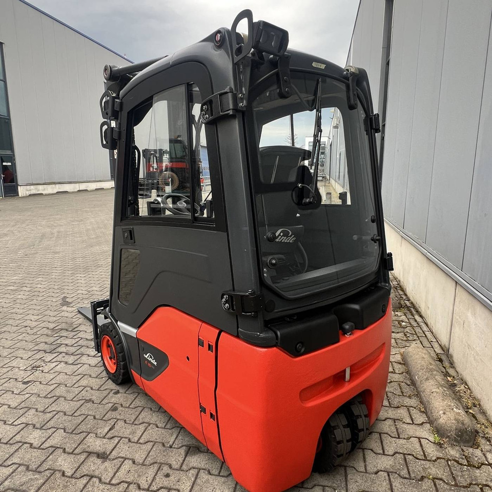 Linde E16 (386-02) EVO - Elektrostapler: das Bild 3 Linde E16 (386-02) EVO - Elektrostapler: das Bild 3