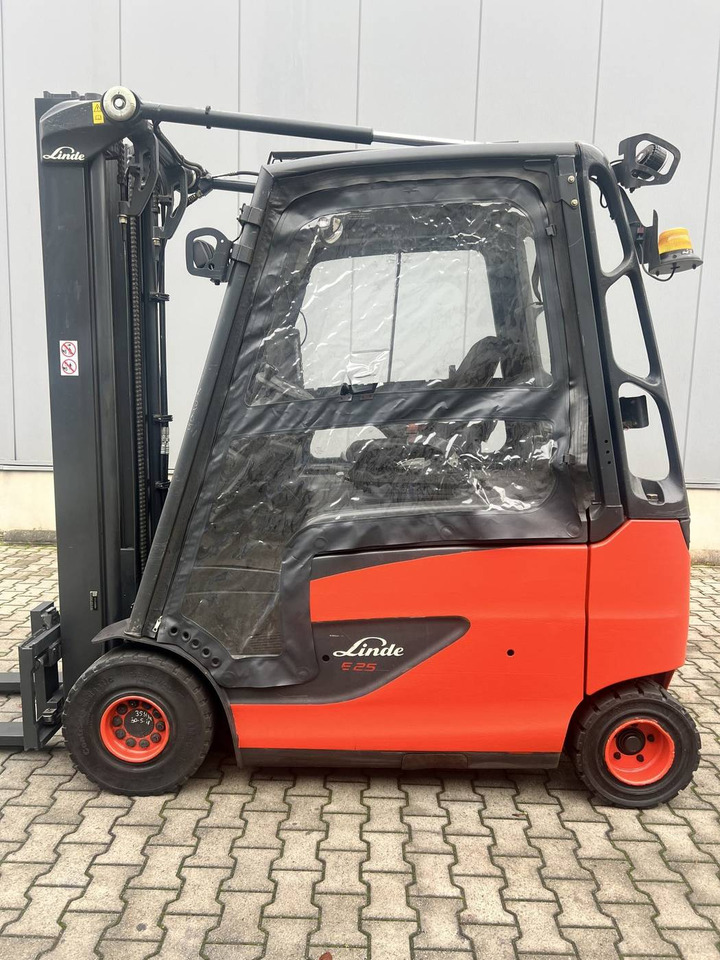 Linde E25/600HL (387) - Elektrostapler: das Bild 3 Linde E25/600HL (387) - Elektrostapler: das Bild 3