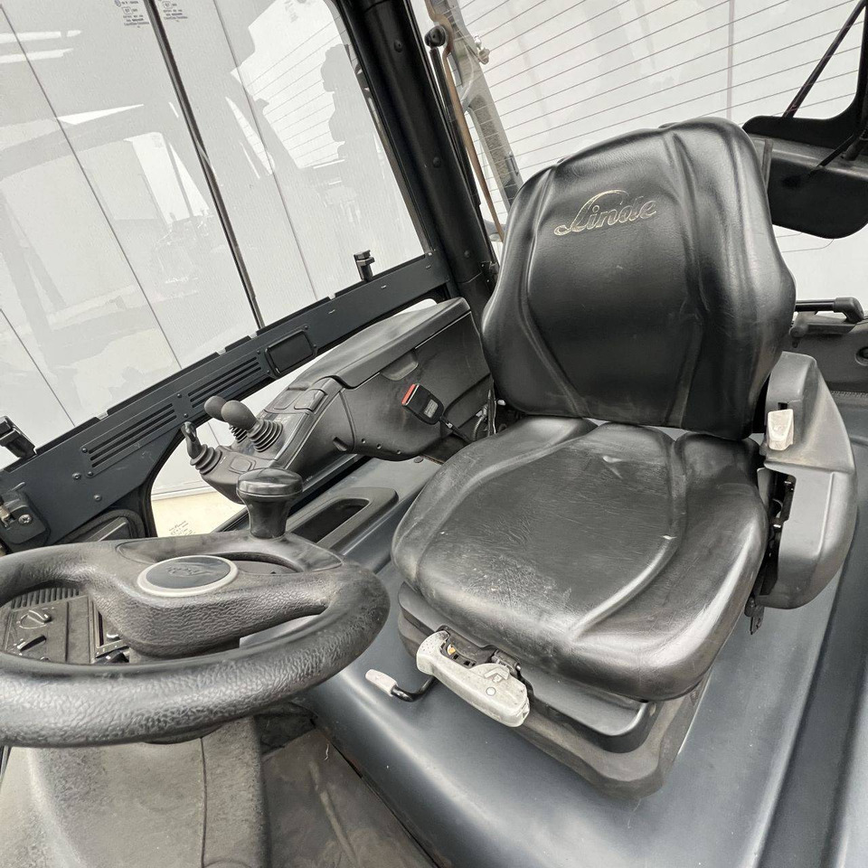 Linde E40/600H(388) High - Elektrostapler: das Bild 4 Linde E40/600H(388) High - Elektrostapler: das Bild 4