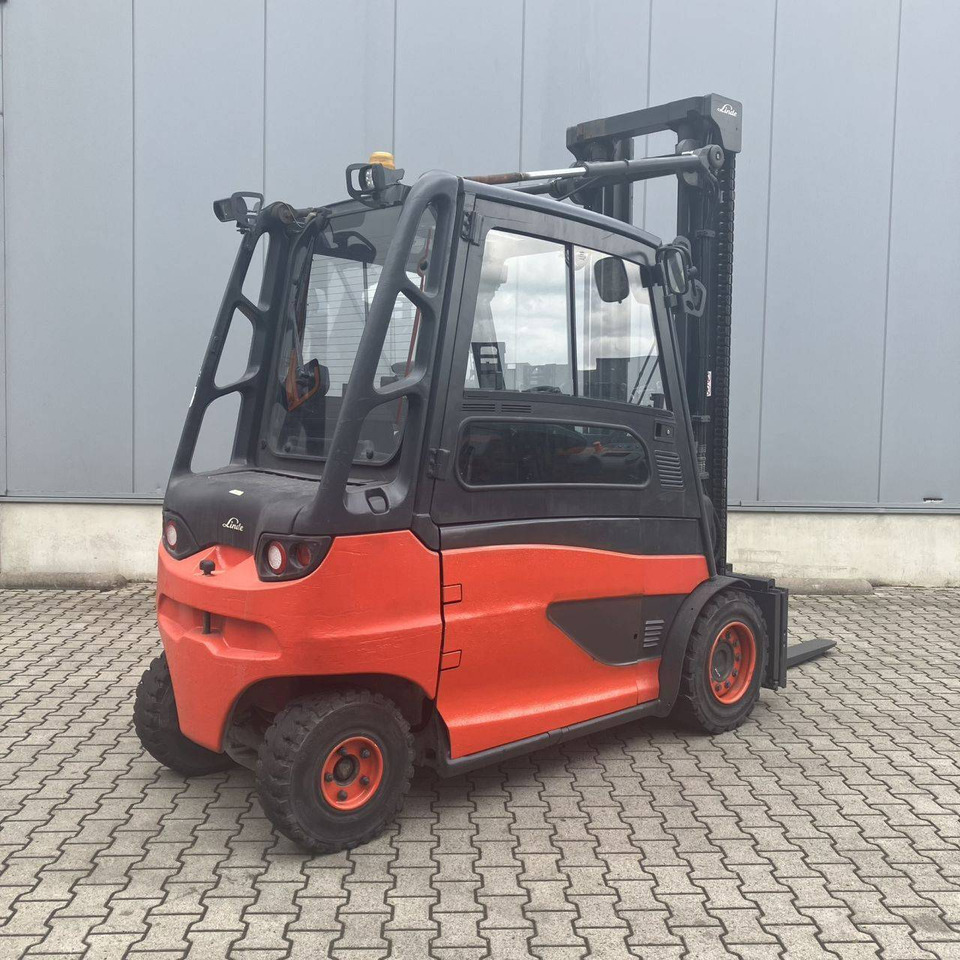 Linde E45/600HL (388) - Elektrostapler: das Bild 2 Linde E45/600HL (388) - Elektrostapler: das Bild 2