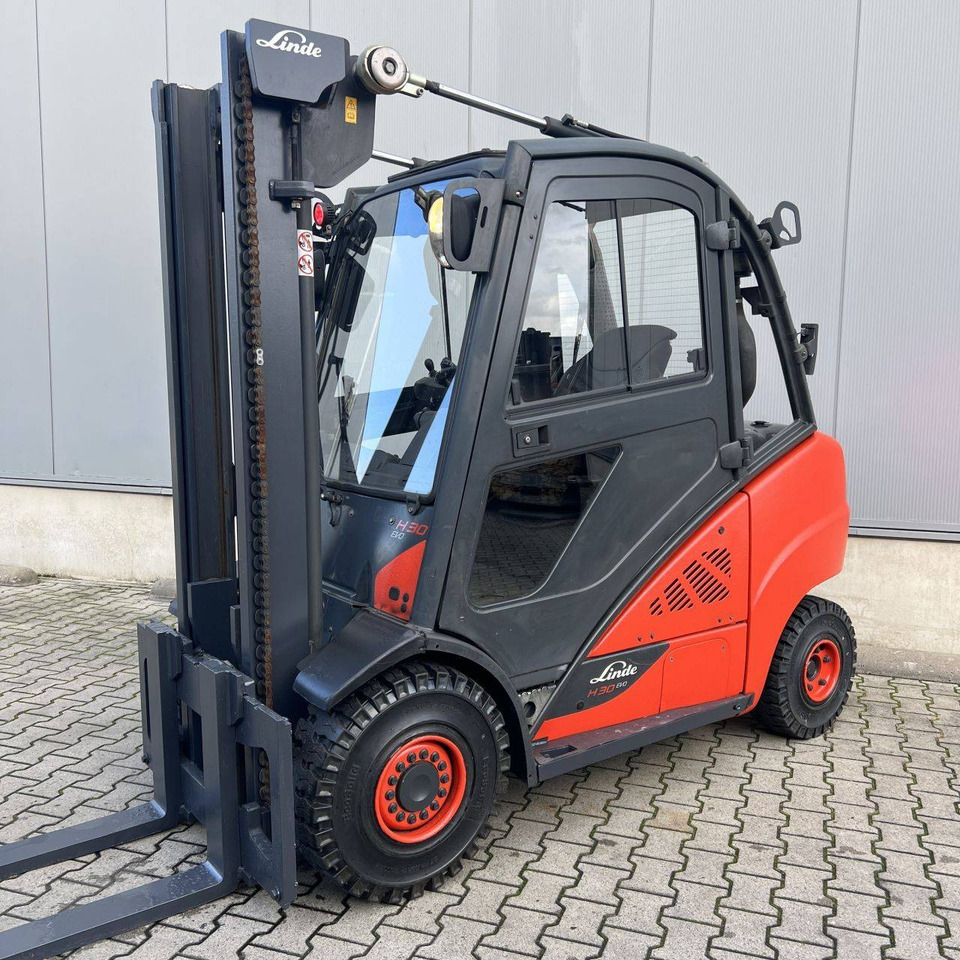 Linde H30D-02 (393) EVO - Dieselstapler: das Bild 1 Linde H30D-02 (393) EVO - Dieselstapler: das Bild 1