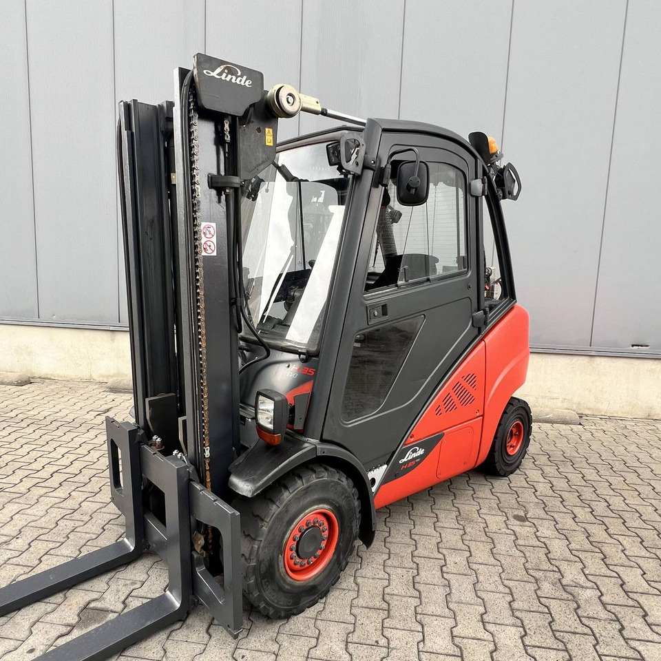 Linde H35D (393-02) EVO - Dieselstapler: das Bild 1 Linde H35D (393-02) EVO - Dieselstapler: das Bild 1