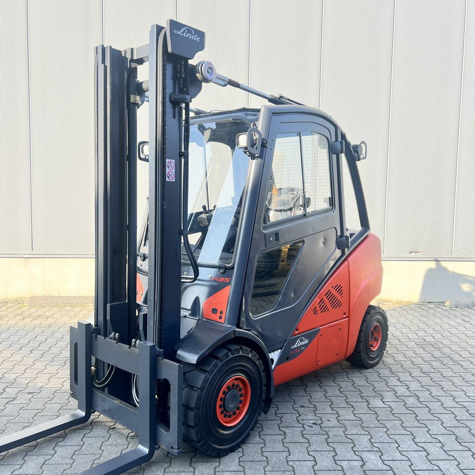 Linde H35D (393) EVO - Dieselstapler: das Bild 1 Linde H35D (393) EVO - Dieselstapler: das Bild 1