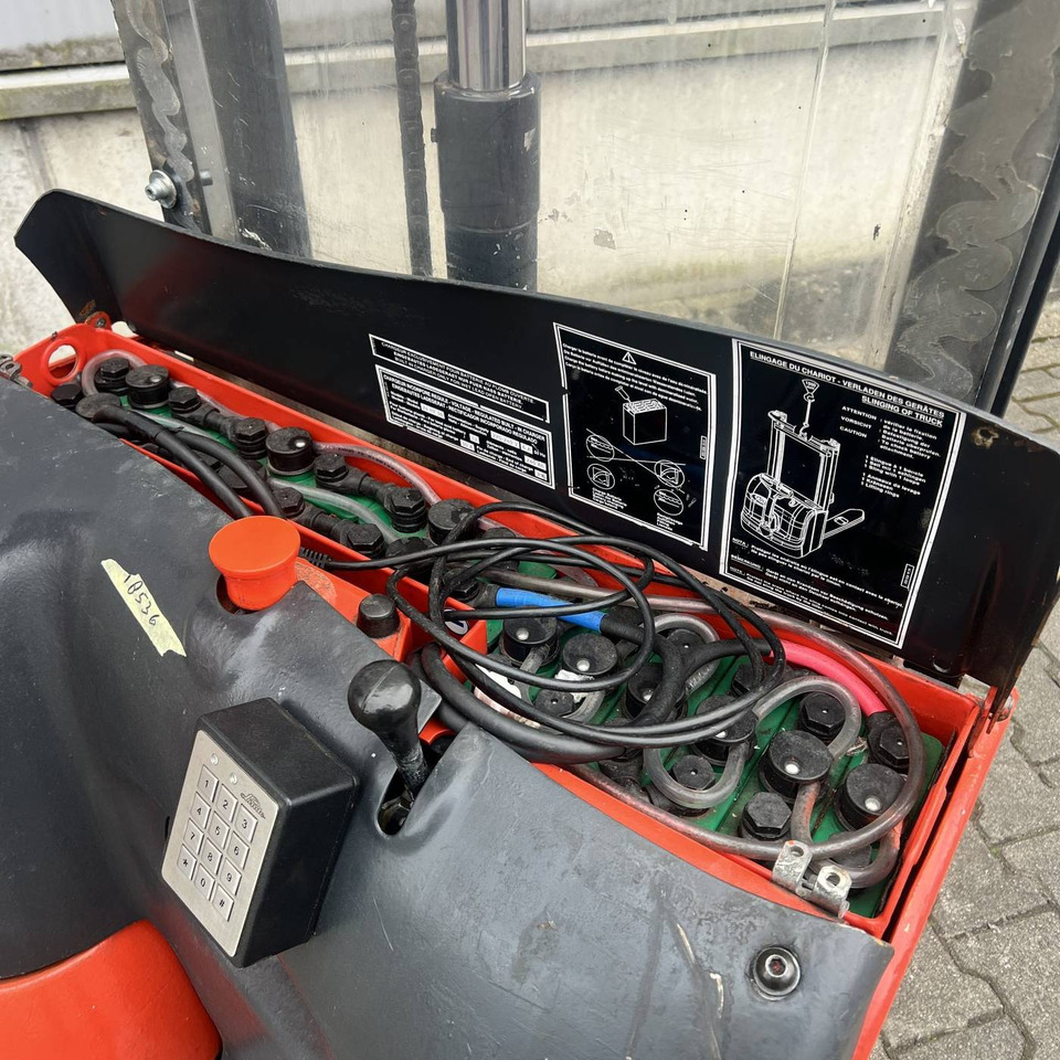 Hochhubwagen Linde L10 (379): das Bild 8