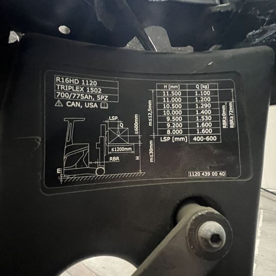 Schubmaststapler Linde R16HD (1120): das Bild 19