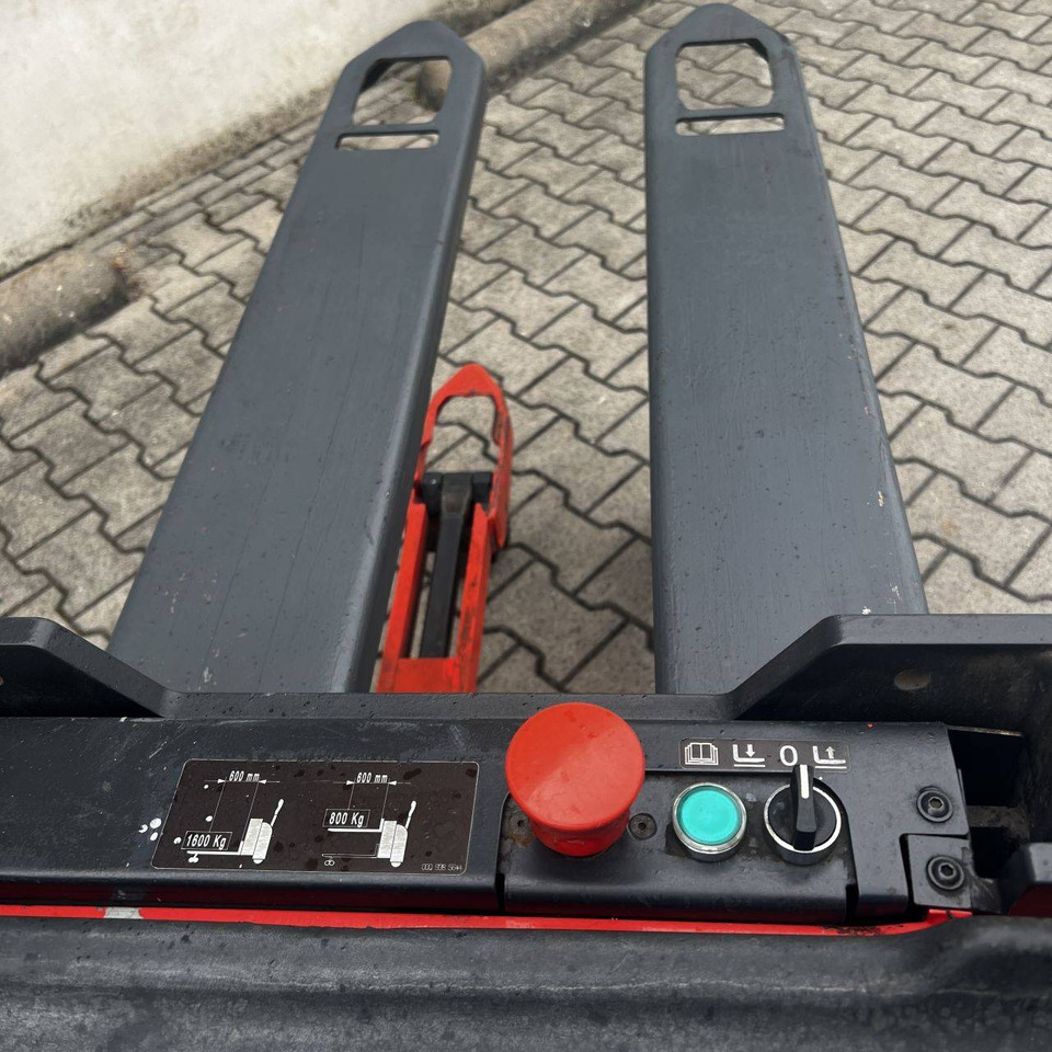 Linde T16L (1152) - Niederhubwagen: das Bild 5 Linde T16L (1152) - Niederhubwagen: das Bild 5