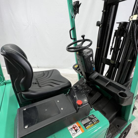 Mitsubishi FB16KT - Elektrostapler: das Bild 3 Mitsubishi FB16KT - Elektrostapler: das Bild 3