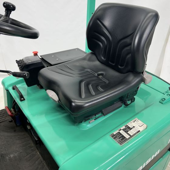 Mitsubishi FB16KT - Elektrostapler: das Bild 5 Mitsubishi FB16KT - Elektrostapler: das Bild 5