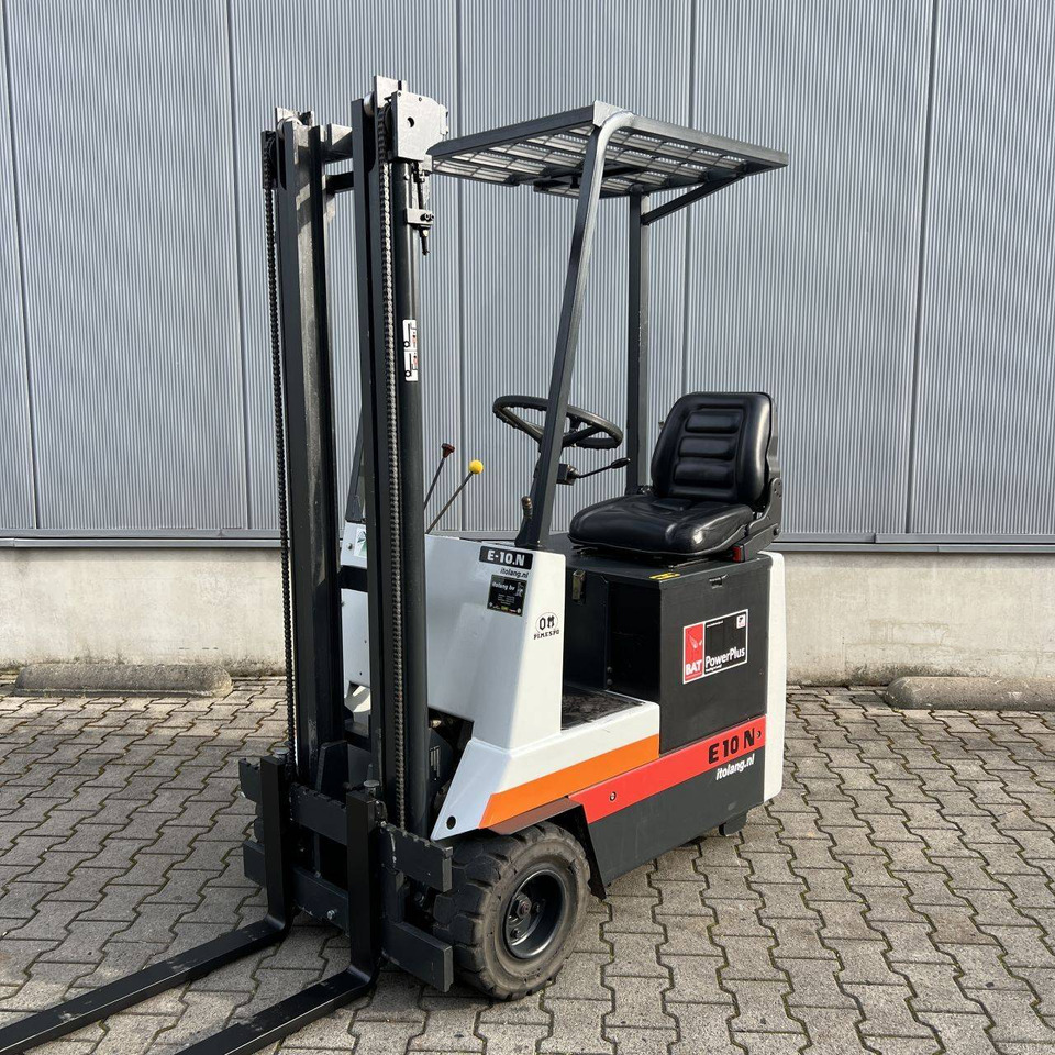 OM Pimespo E10N - Elektrostapler: das Bild 1 OM Pimespo E10N - Elektrostapler: das Bild 1
