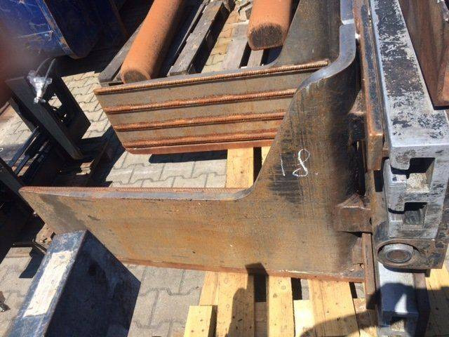 Stabau Bale clamp with sideshift - Klammergeräte: das Bild 4 Stabau Bale clamp with sideshift - Klammergeräte: das Bild 4