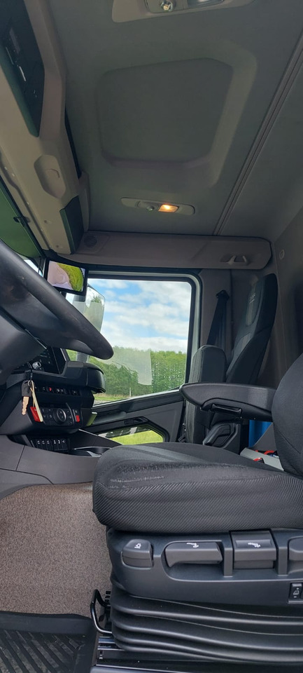 DAF XD300FA - Tankwagen: das Bild 3 DAF XD300FA - Tankwagen: das Bild 3