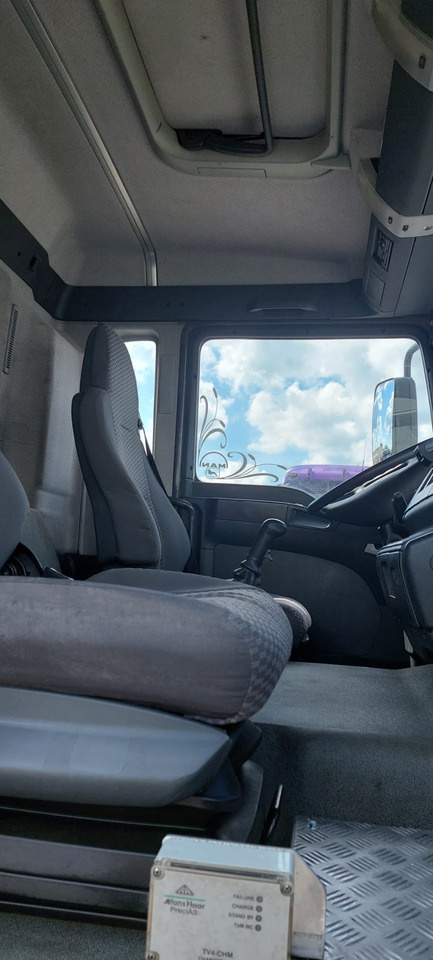 MAN - Tankwagen: das Bild 3 MAN - Tankwagen: das Bild 3