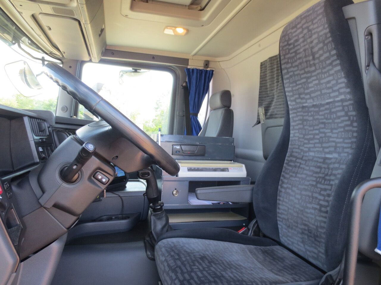 Scania P420 - Sattelzugmaschine: das Bild 3 Scania P420 - Sattelzugmaschine: das Bild 3