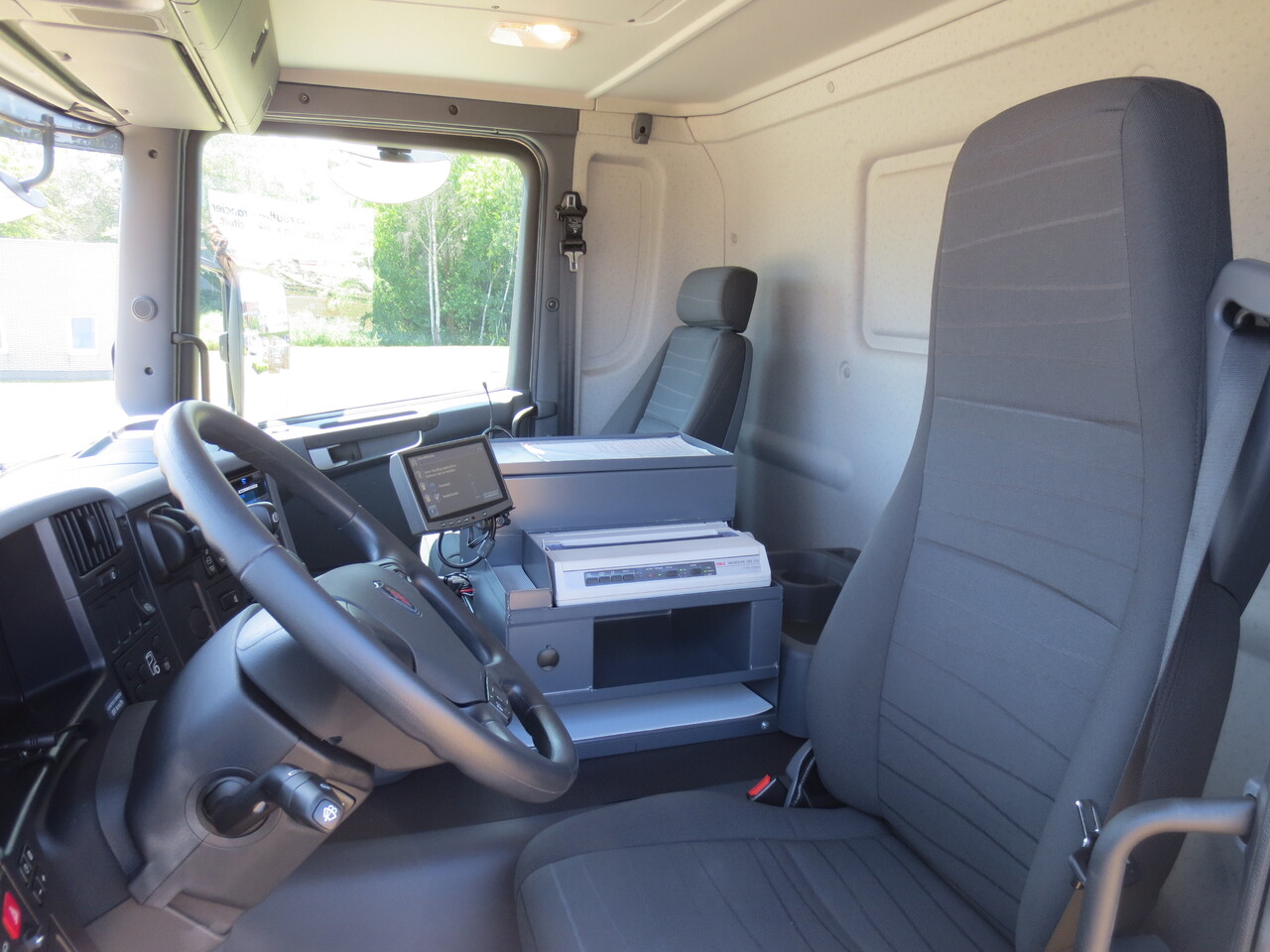 Innenraum Bild 1: Tankwagen Scania G370