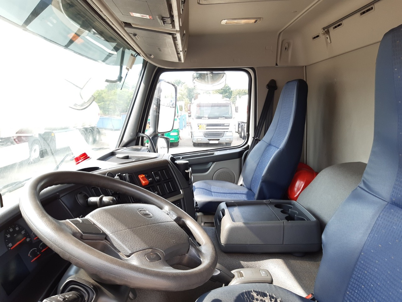 Volvo FMFH - Tankwagen: das Bild 5 Volvo FMFH - Tankwagen: das Bild 5