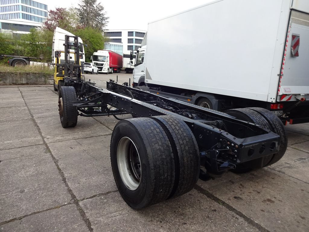 MAN TGX 18.480, Chassis mit Hinterachse, Bj-2016 - Rahmen/ Chassis für LKW: das Bild 3 MAN TGX 18.480, Chassis mit Hinterachse, Bj-2016 - Rahmen/ Chassis für LKW: das Bild 3