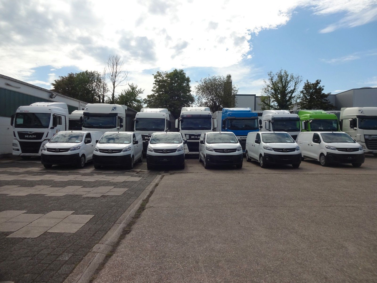 Opel Opel 5 x Vivaro Kasten L1H1, Klima, PDC, - Kleintransporter: das Bild 1 Opel Opel 5 x Vivaro Kasten L1H1, Klima, PDC, - Kleintransporter: das Bild 1