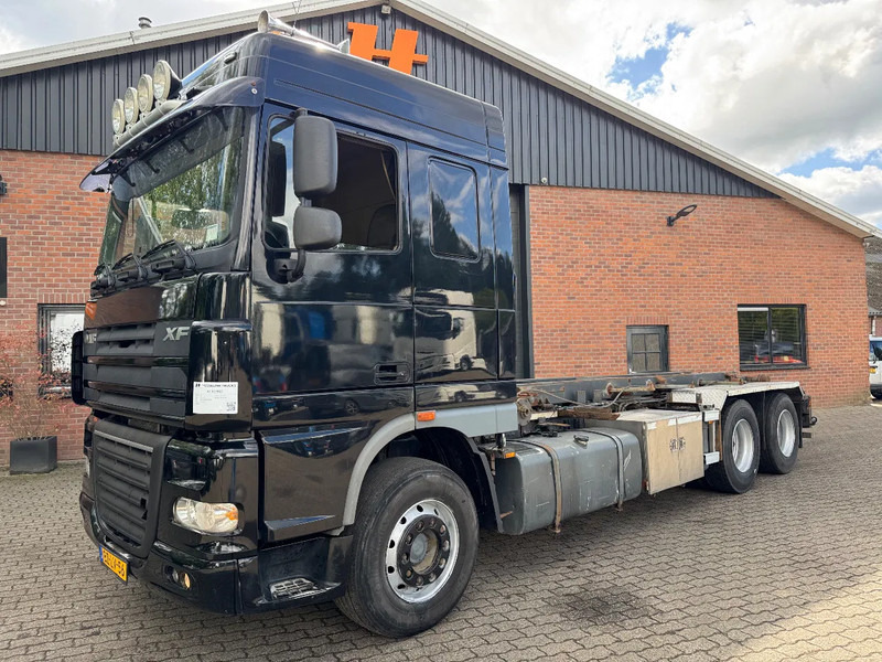 DAF XF 105.460 6X2 Space Cab Manual 565.815KM - Seil Abrollkipper: das Bild 2 DAF XF 105.460 6X2 Space Cab Manual 565.815KM - Seil Abrollkipper: das Bild 2