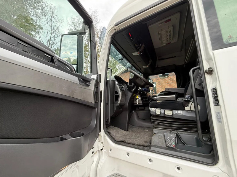 MAN TGX 18.400 XLX AHK LBW Standairco NL Truck - Containerwagen/ Wechselfahrgestell LKW: das Bild 5 MAN TGX 18.400 XLX AHK LBW Standairco NL Truck - Containerwagen/ Wechselfahrgestell LKW: das Bild 5