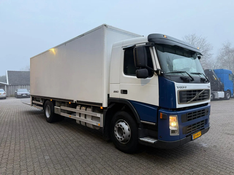 Volvo FM 9.260 2000KG LBW Airco 596.659KM NL Truck APK/TUV 22-04-2026 - Koffer LKW: das Bild 5 Volvo FM 9.260 2000KG LBW Airco 596.659KM NL Truck APK/TUV 22-04-2026 - Koffer LKW: das Bild 5