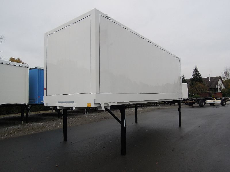 Krone BDF-System, 7.450 mm lang, LACK NEU! - Kofferaufbau: das Bild 5 Krone BDF-System, 7.450 mm lang, LACK NEU! - Kofferaufbau: das Bild 5