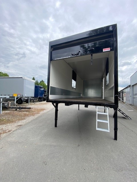 Spier BDF-System 7.450 mm lang, LACK NEU schwarz - Kofferaufbau: das Bild 4 Spier BDF-System 7.450 mm lang, LACK NEU schwarz - Kofferaufbau: das Bild 4