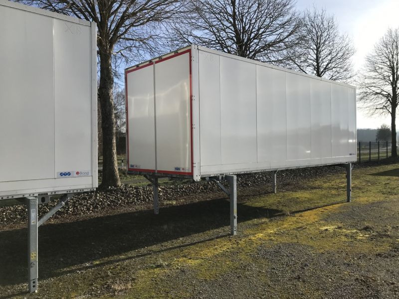 Spier Stahl-Glattwand Wechselkoffer, BDF-System, 7.450 mm lang, Fabrikneu - Kofferaufbau: das Bild 3 Spier Stahl-Glattwand Wechselkoffer, BDF-System, 7.450 mm lang, Fabrikneu - Kofferaufbau: das Bild 3