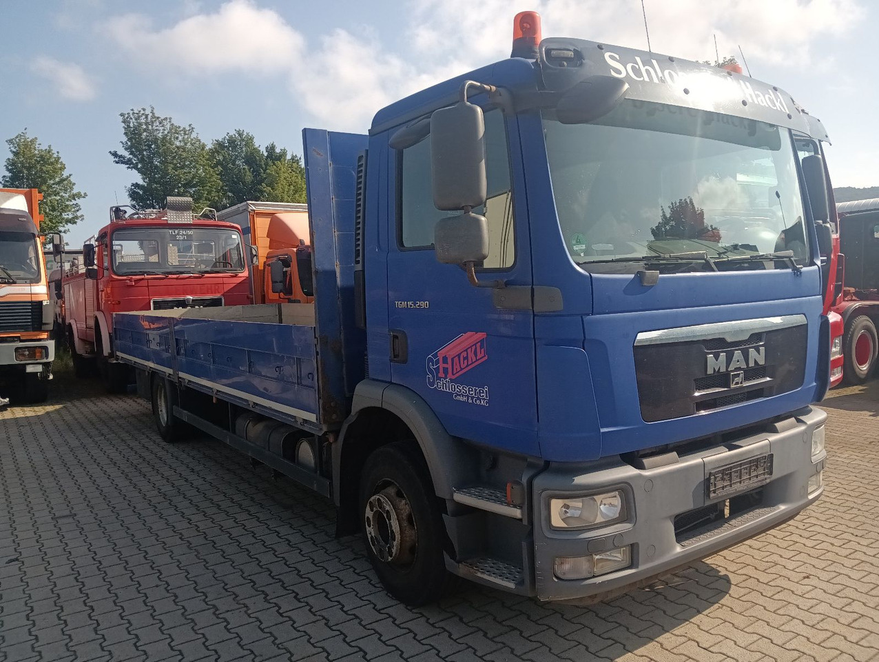 MAN TGM 15:290 4x2BL 8,5t NL 7m Klima 50erAHK Rungen - Pritsche LKW: das Bild 1 MAN TGM 15:290 4x2BL 8,5t NL 7m Klima 50erAHK Rungen - Pritsche LKW: das Bild 1