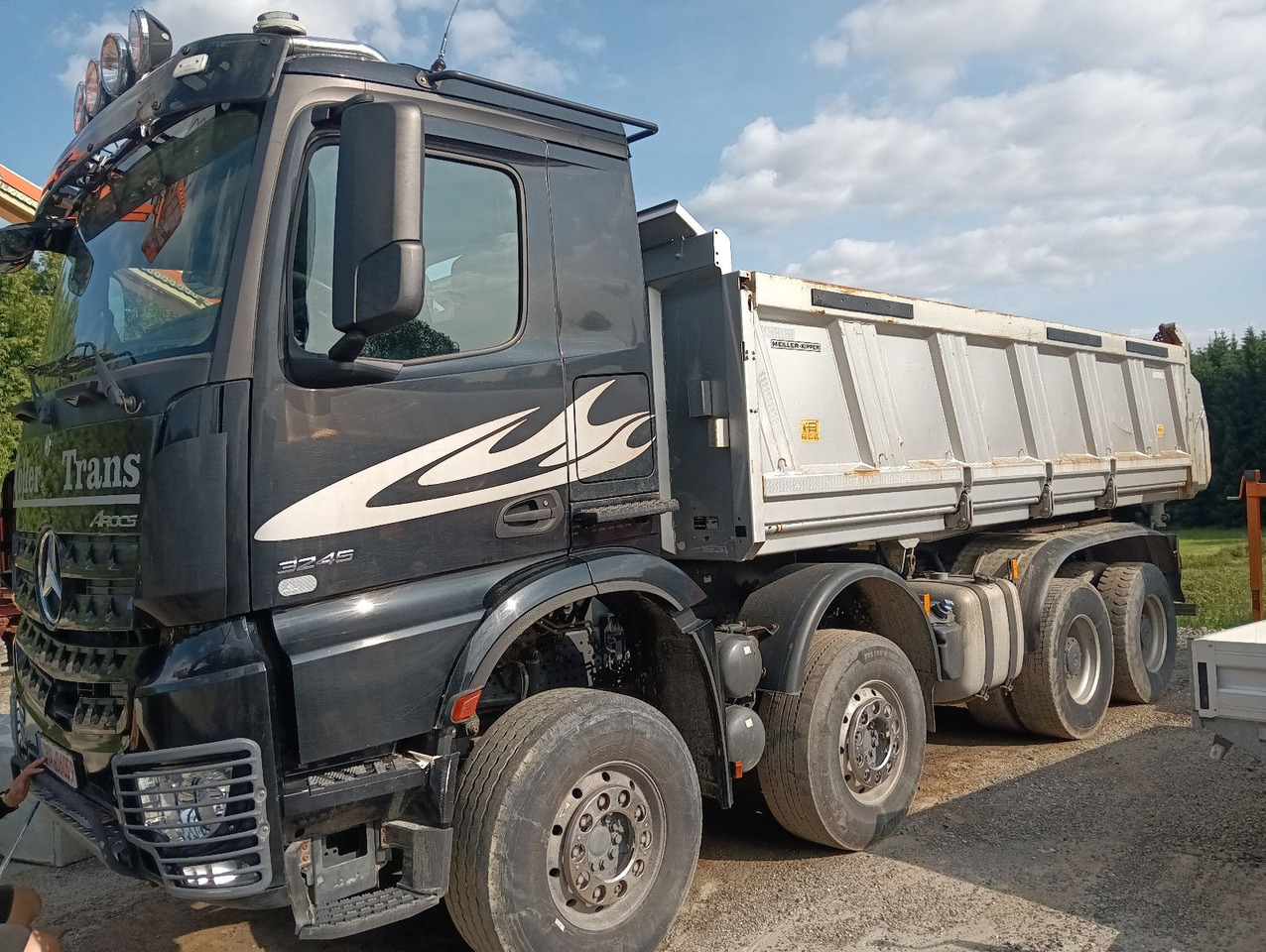 Mercedes-Benz AROCS 3246 8x4 MEILLER 3-Seiten Bordmatic SCHALT - Kipper: das Bild 3 Mercedes-Benz AROCS 3246 8x4 MEILLER 3-Seiten Bordmatic SCHALT - Kipper: das Bild 3