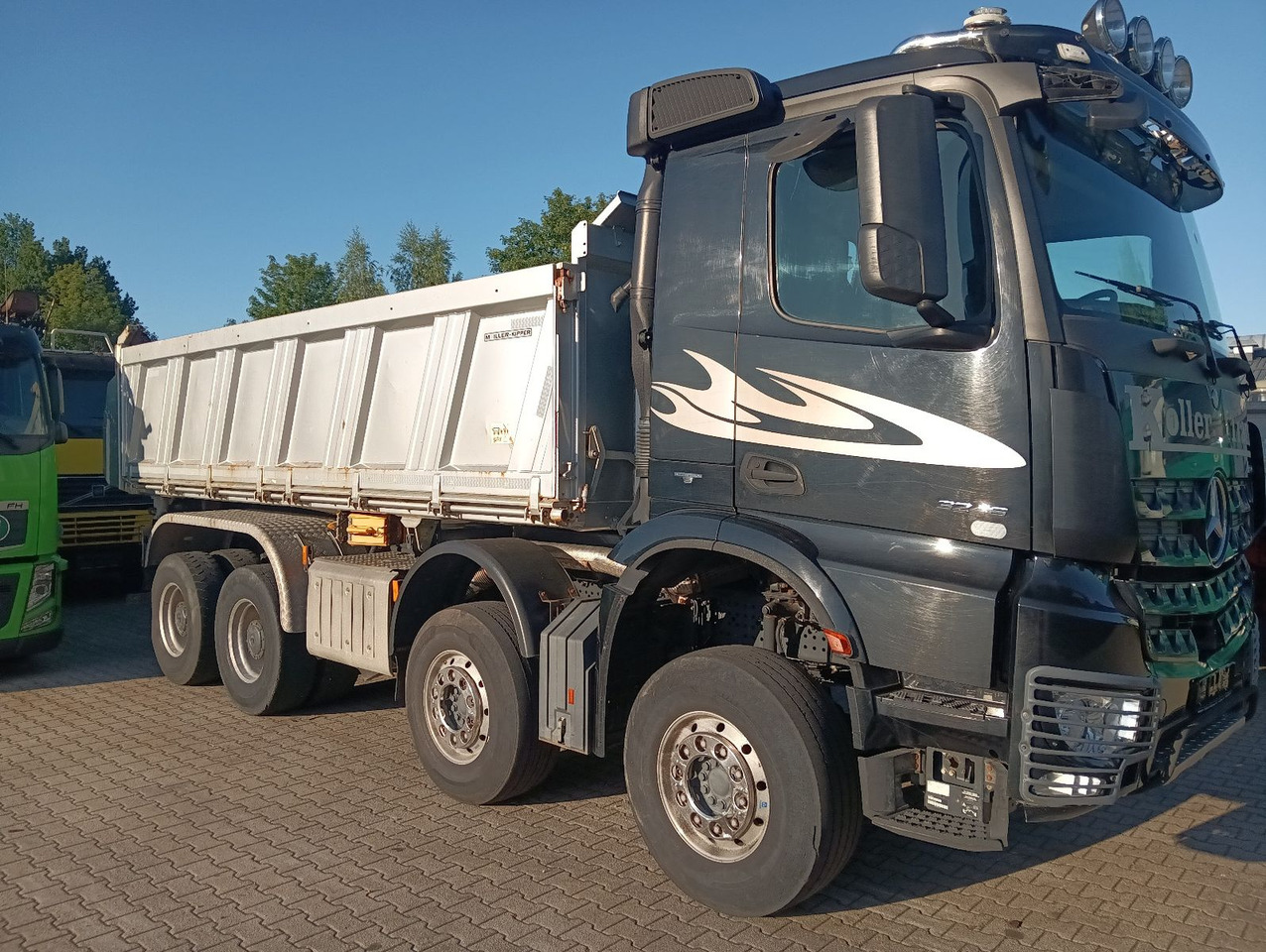 Mercedes-Benz AROCS 3246 8x4 MEILLER 3-Seiten Bordmatic SCHALT - Kipper: das Bild 3 Mercedes-Benz AROCS 3246 8x4 MEILLER 3-Seiten Bordmatic SCHALT - Kipper: das Bild 3
