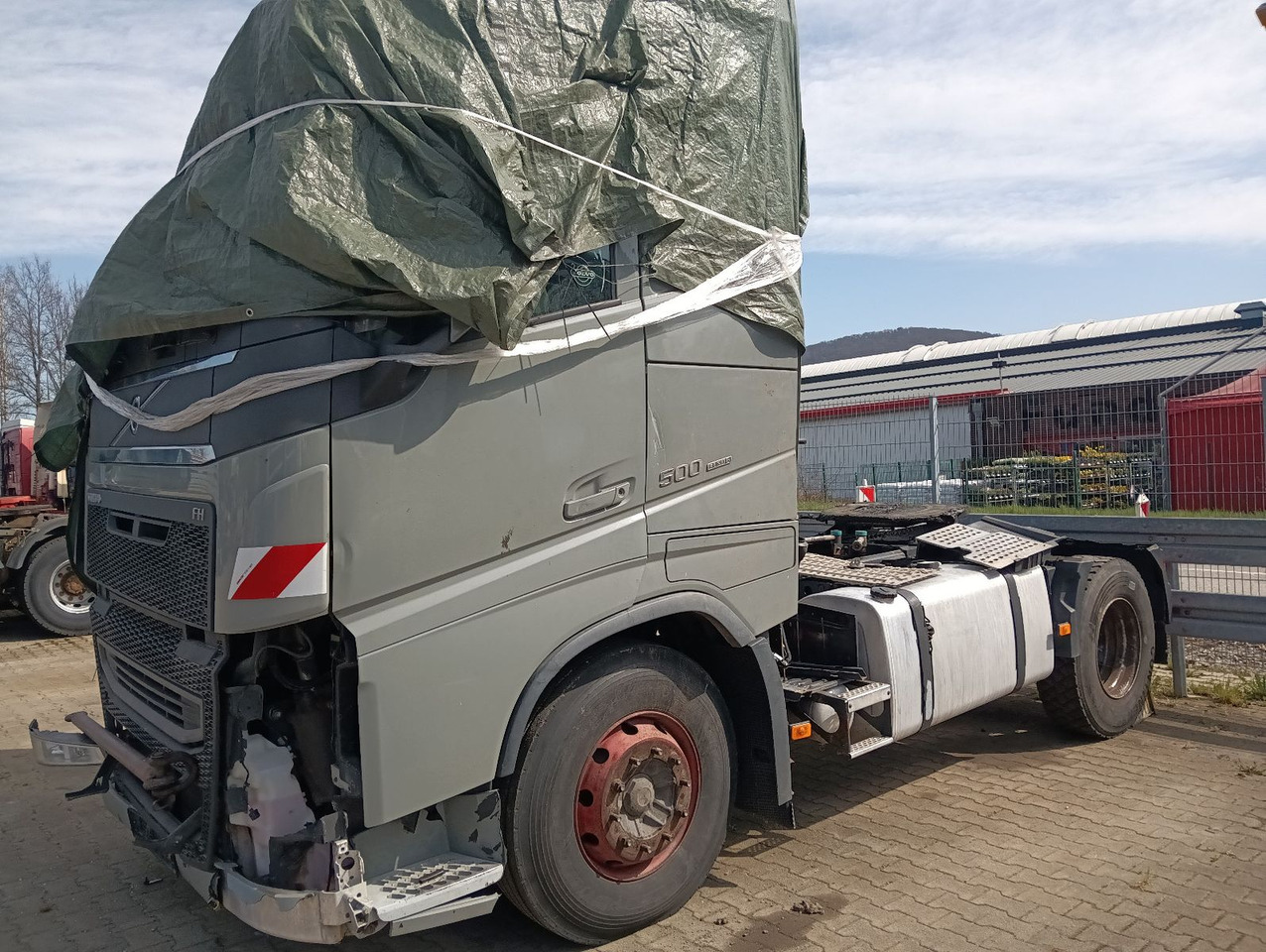 Volvo FH 500 Globe CRAWLER Hydr.,Luft/Luft Motor läuft - Sattelzugmaschine: das Bild 4 Volvo FH 500 Globe CRAWLER Hydr.,Luft/Luft Motor läuft - Sattelzugmaschine: das Bild 4