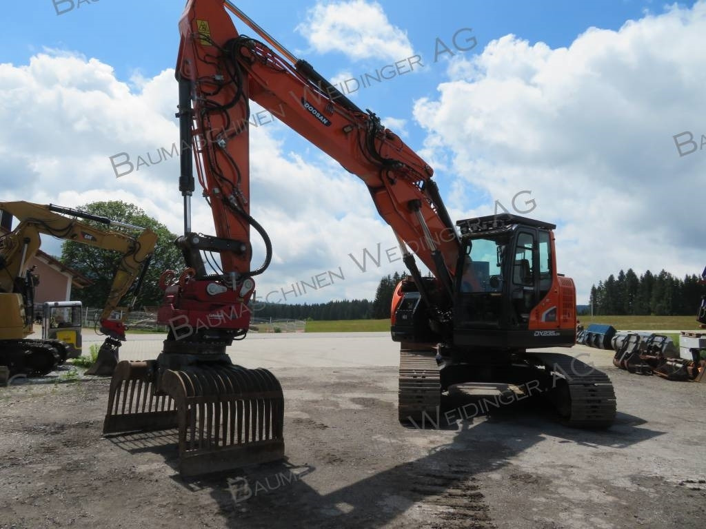 Doosan DX 235 LCR-5 - Kettenbagger: das Bild 3 Doosan DX 235 LCR-5 - Kettenbagger: das Bild 3