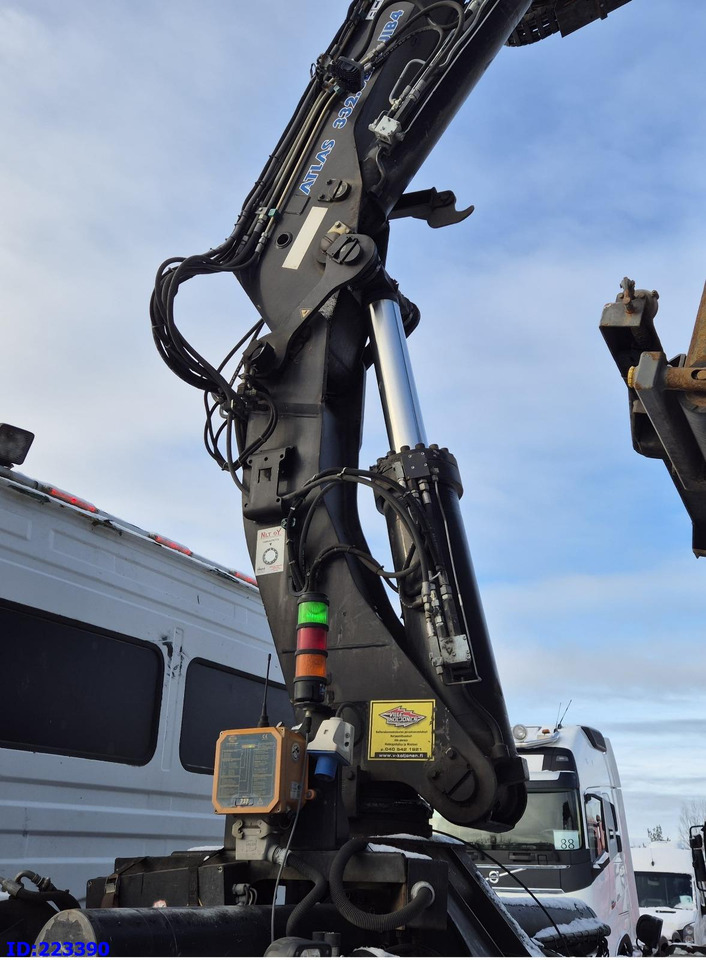 ATLAS 332.3E + Jib - Ladekran: das Bild 2 ATLAS 332.3E + Jib - Ladekran: das Bild 2