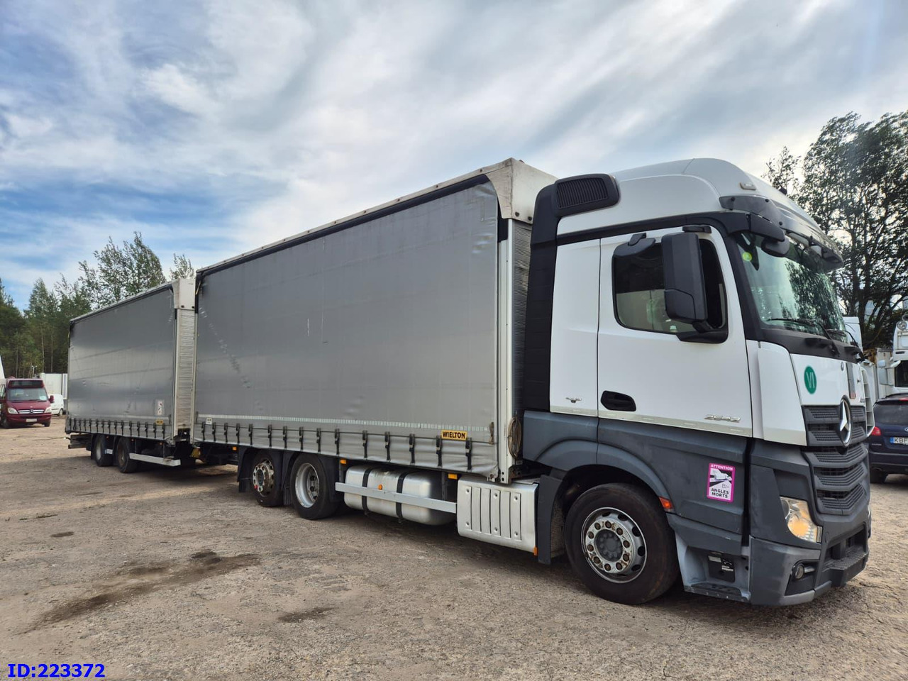 MERCEDES-BENZ Actros 2542 6x2 Euro6 + Wielton trailer - Plane LKW: das Bild 4 MERCEDES-BENZ Actros 2542 6x2 Euro6 + Wielton trailer - Plane LKW: das Bild 4