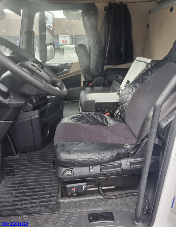 Fahrgestell LKW MERCEDES-BENZ Actros 2542 BDF 6x2 Euro6: das Bild 7 Fahrgestell LKW MERCEDES-BENZ Actros 2542 BDF 6x2 Euro6: das Bild 7