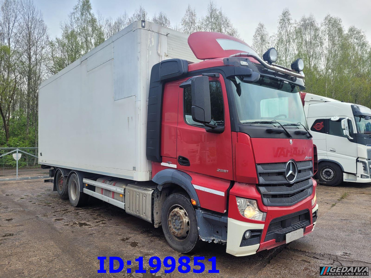 MERCEDES-BENZ Actros 2551 6x2 Euro5 - Koffer LKW: das Bild 4 MERCEDES-BENZ Actros 2551 6x2 Euro5 - Koffer LKW: das Bild 4