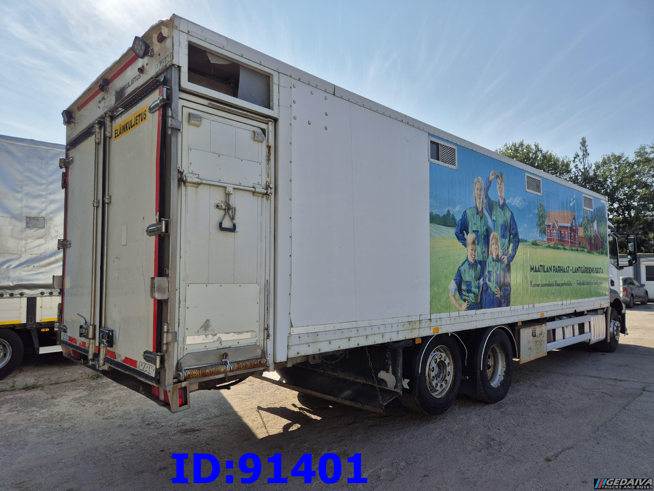 MERCEDES-BENZ Antos 2532 - 6x2 - Euro 6 - Animal transport - Tiertransporter LKW: das Bild 5 MERCEDES-BENZ Antos 2532 - 6x2 - Euro 6 - Animal transport - Tiertransporter LKW: das Bild 5