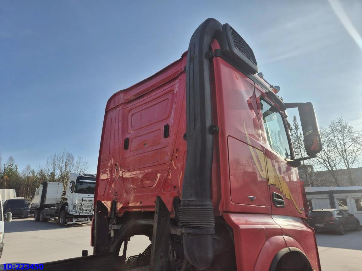 MERCEDES-BENZ Arocs 4163 8x4 FULL STEEL (Engine defect) - Fahrgestell LKW: das Bild 5 MERCEDES-BENZ Arocs 4163 8x4 FULL STEEL (Engine defect) - Fahrgestell LKW: das Bild 5
