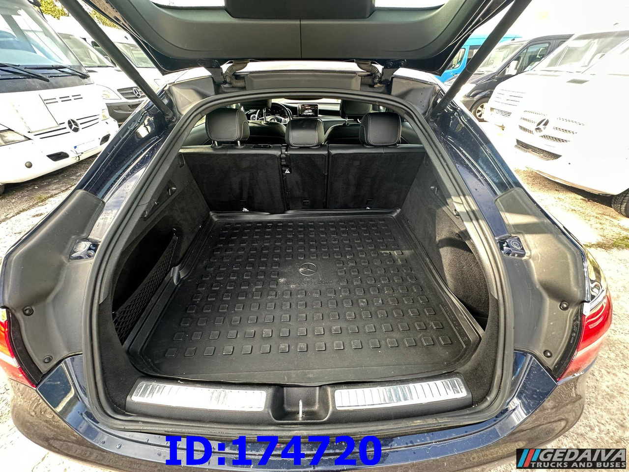 MERCEDES-BENZ GLC Coupe 220 4x4 - SUV/ Geländewagen: das Bild 5 MERCEDES-BENZ GLC Coupe 220 4x4 - SUV/ Geländewagen: das Bild 5