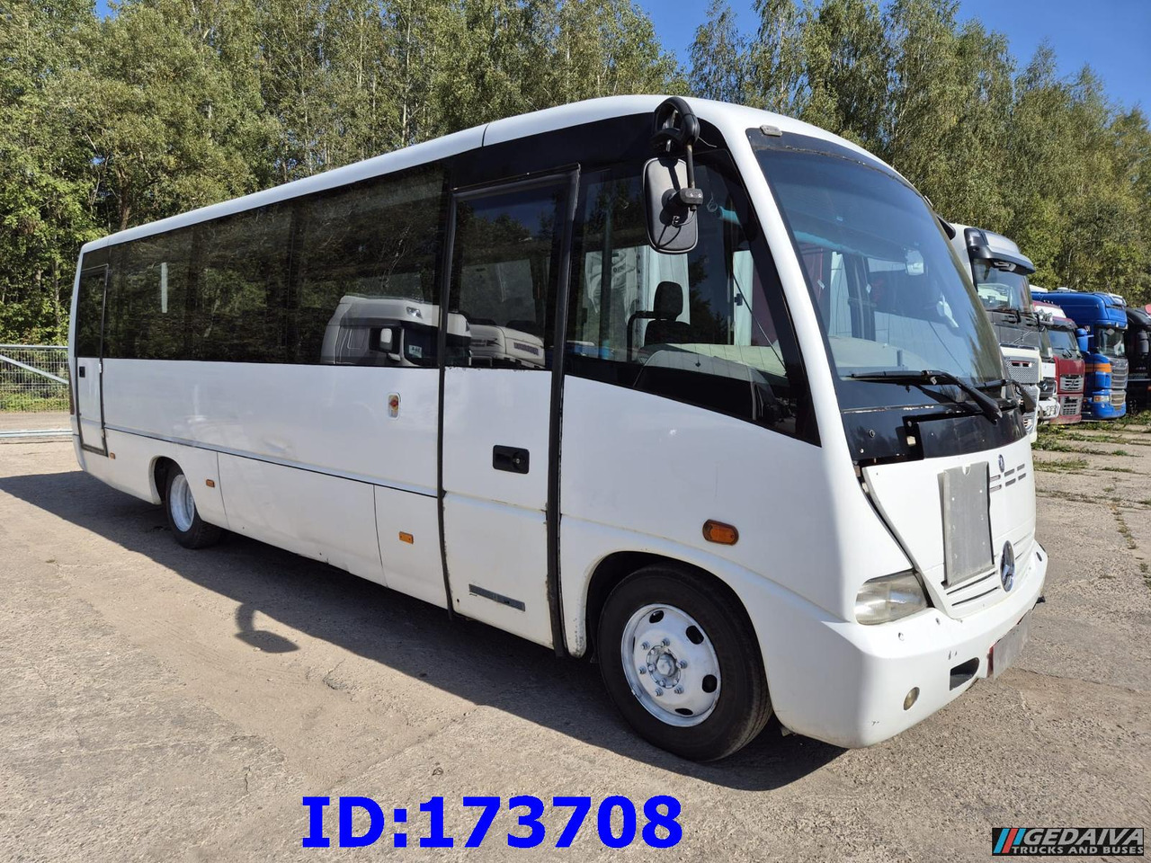 MERCEDES-BENZ Medio 30 Seat - Reisebus: das Bild 4 MERCEDES-BENZ Medio 30 Seat - Reisebus: das Bild 4