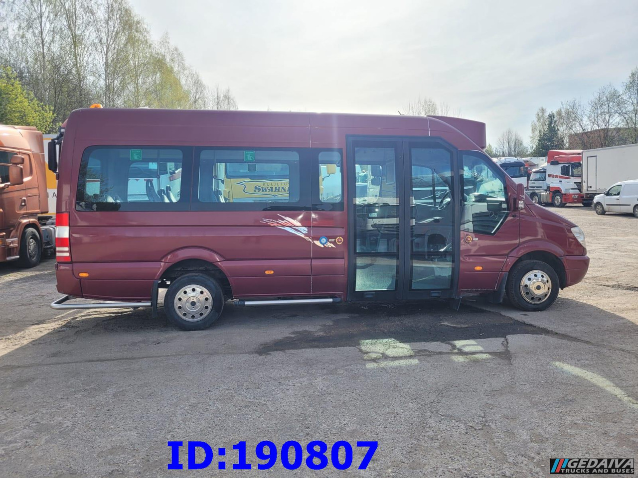 Linienbus MERCEDES-BENZ Sprinter 516 City35 Euro5 22 Place: das Bild 9