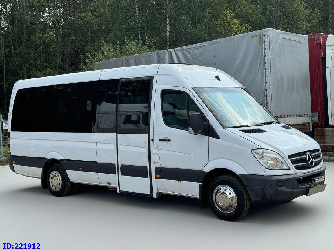 MERCEDES-BENZ Sprinter 518 VIP 17-Place - Kleinbus, Personentransporter: das Bild 4 MERCEDES-BENZ Sprinter 518 VIP 17-Place - Kleinbus, Personentransporter: das Bild 4