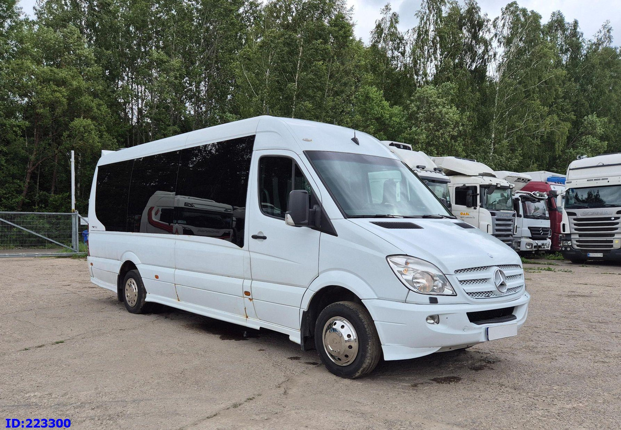 MERCEDES-BENZ Sprinter 518 VIP - 17 Seater - Kleinbus, Personentransporter: das Bild 4 MERCEDES-BENZ Sprinter 518 VIP - 17 Seater - Kleinbus, Personentransporter: das Bild 4