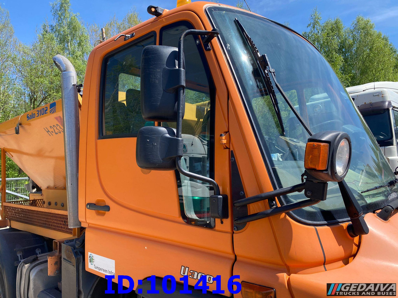 Schneeräumfahrzeug MERCEDES-BENZ Unimog U300 4X4: das Bild 7