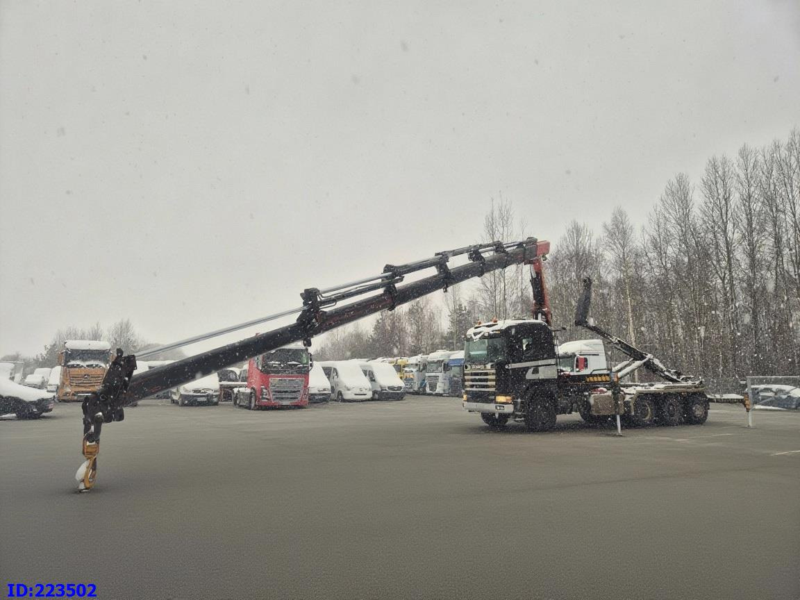 SCANIA 124 8x6 Palfinger 35000 - Abrollkipper: das Bild 2 SCANIA 124 8x6 Palfinger 35000 - Abrollkipper: das Bild 2