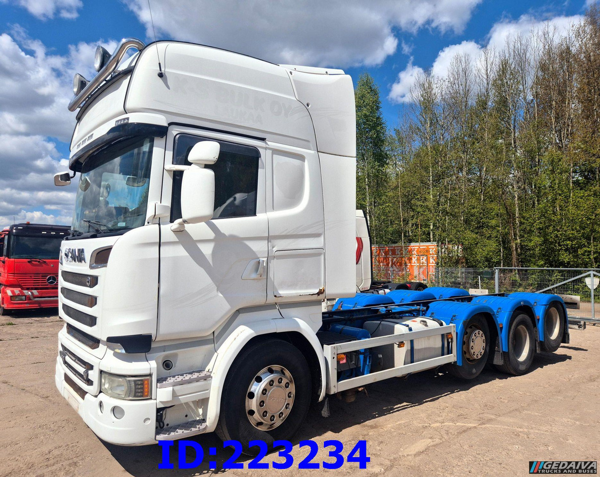 SCANIA R580 8X2 - Steering axle - Euro6 - Fahrgestell LKW: das Bild 1 SCANIA R580 8X2 - Steering axle - Euro6 - Fahrgestell LKW: das Bild 1