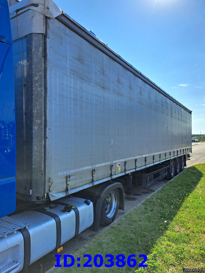 SCHMITZ CARGOBULL - Planenauflieger: das Bild 1 SCHMITZ CARGOBULL - Planenauflieger: das Bild 1