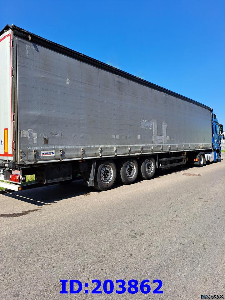 SCHMITZ CARGOBULL - Planenauflieger: das Bild 4 SCHMITZ CARGOBULL - Planenauflieger: das Bild 4