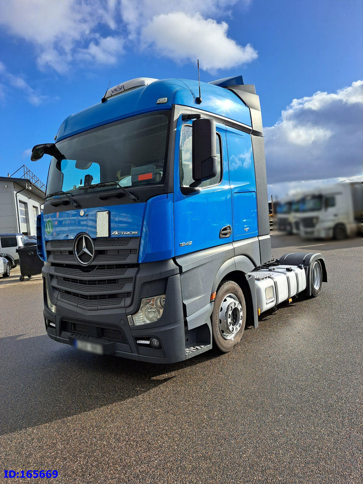 MERCEDES-BENZ Actros 1842 - Mega - Euro6 - Sattelzugmaschine: das Bild 2 MERCEDES-BENZ Actros 1842 - Mega - Euro6 - Sattelzugmaschine: das Bild 2